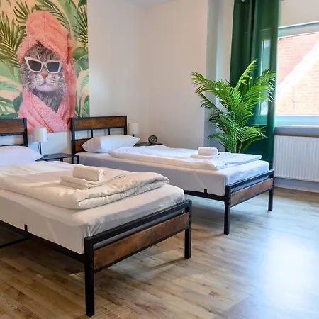 Shinyhomez - Familienfreundliche In Geestland Am Wattenmeer Mit Terrasse, Küche Und Wlan Neuenwalde