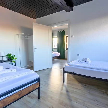 Shinyhomez - Familienfreundliche In Geestland Am Wattenmeer Mit Terrasse, Küche Und Wlan * Neuenwalde