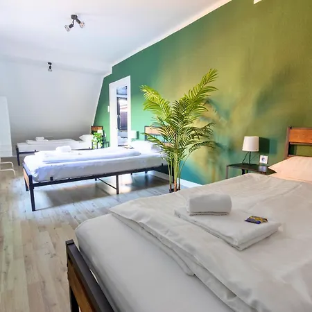 Shinyhomez - Familienfreundliche In Geestland Am Wattenmeer Mit Terrasse, Küche Und Wlan *